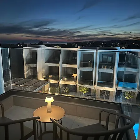 Belmont At Artion Apartment